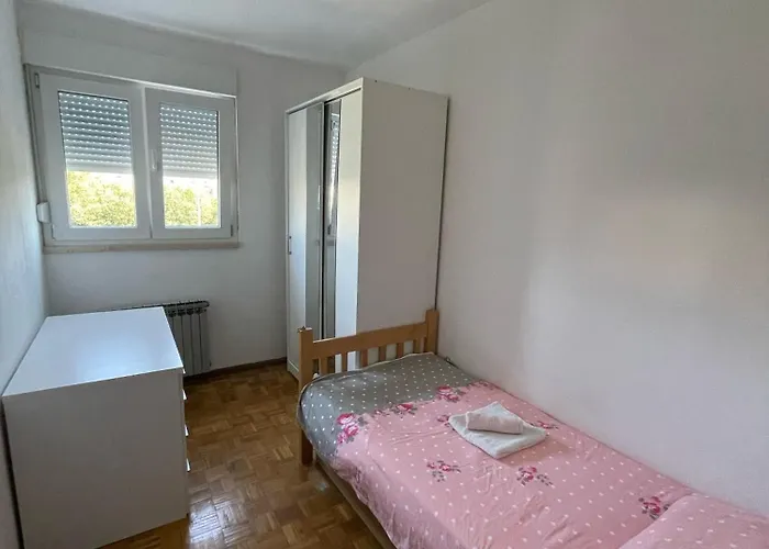 Apartman Mandic - Self Check-in - Free Parking - Free Wifi - Fully Air-conditioned Split